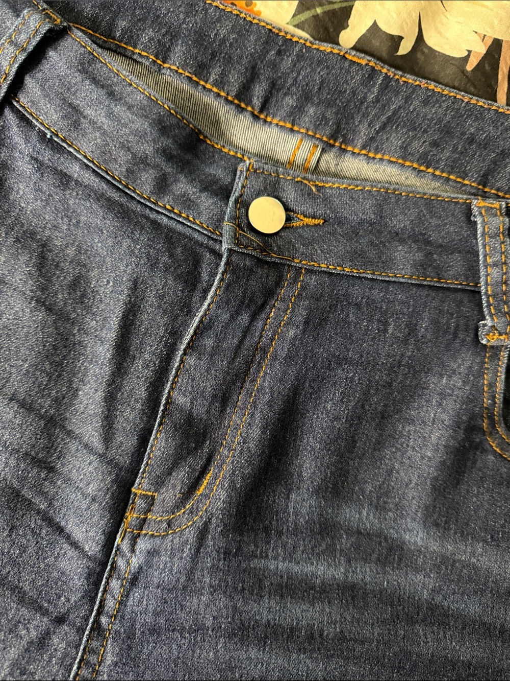 Womens XL Dark Blue Denim Jeans - Classic Wide leg Straight Fit